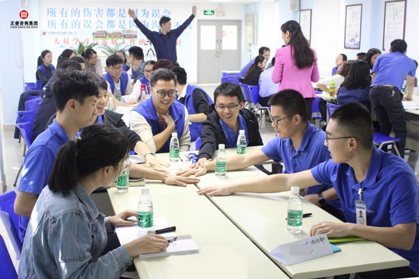 熱烈祝賀德永佳《企業(yè)內(nèi)訓(xùn)師培訓(xùn)TTT》研修課程成功舉辦！