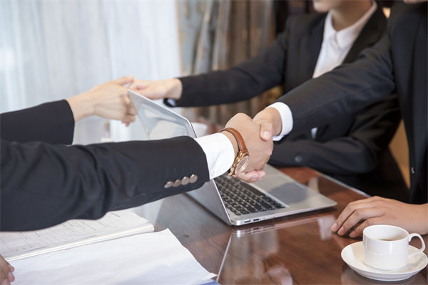 如何通過績(jī)效咨詢提升企業(yè)的整體運(yùn)營(yíng)效率？