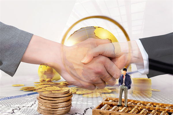 預算管理過程中，如何精準預測并控制成本支出？