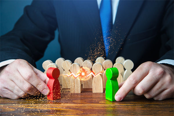新老業(yè)務(wù)沖突不斷，企業(yè)戰(zhàn)略管理如何平衡布局？