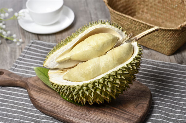 榴蓮價(jià)格暴跌50%，有人買了50箱，預(yù)算管理怎么看？