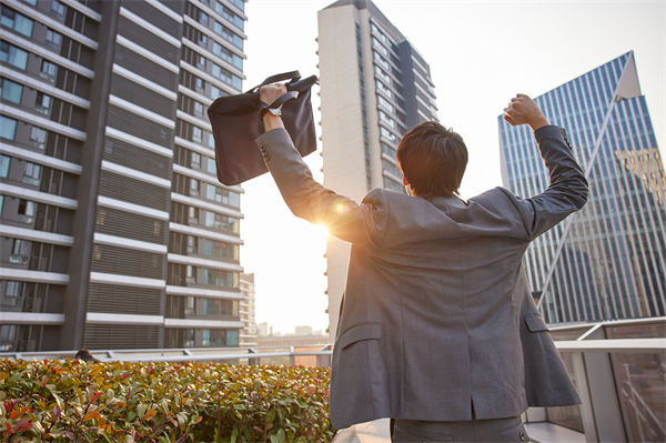 企業(yè)文化分析：為什么越來越多年輕人愛上丑娃娃？