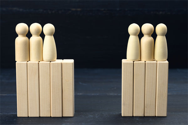 企業(yè)文化標(biāo)語掛滿墻，為何員工依然缺乏認(rèn)同感？