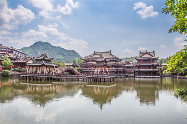 制造業(yè)管理分析：短劇基地狂飆，誰是下一個橫店？