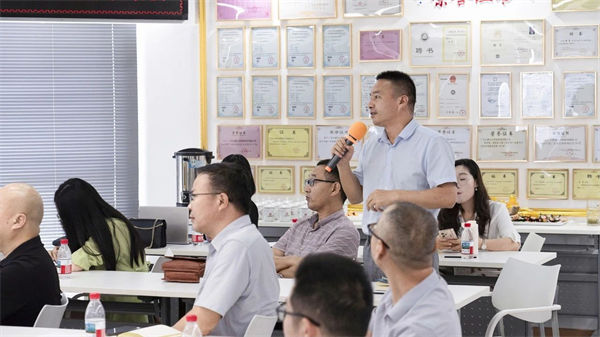 正睿咨詢集團(tuán)AI數(shù)智化咨詢新模式首屆高級(jí)合伙人招募說(shuō)明會(huì)
